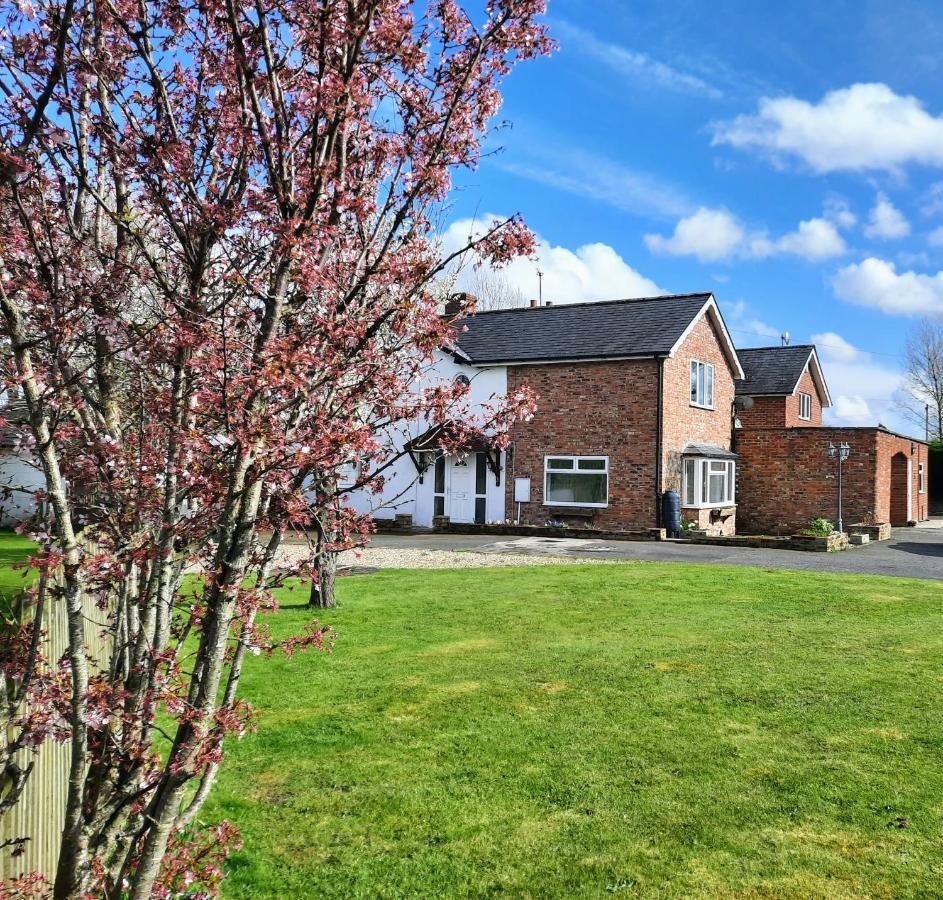 3 Brookside House Villa Pickering Exteriör bild